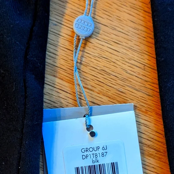 New! DKNY Crop Hoodie - Picture 3 of 3